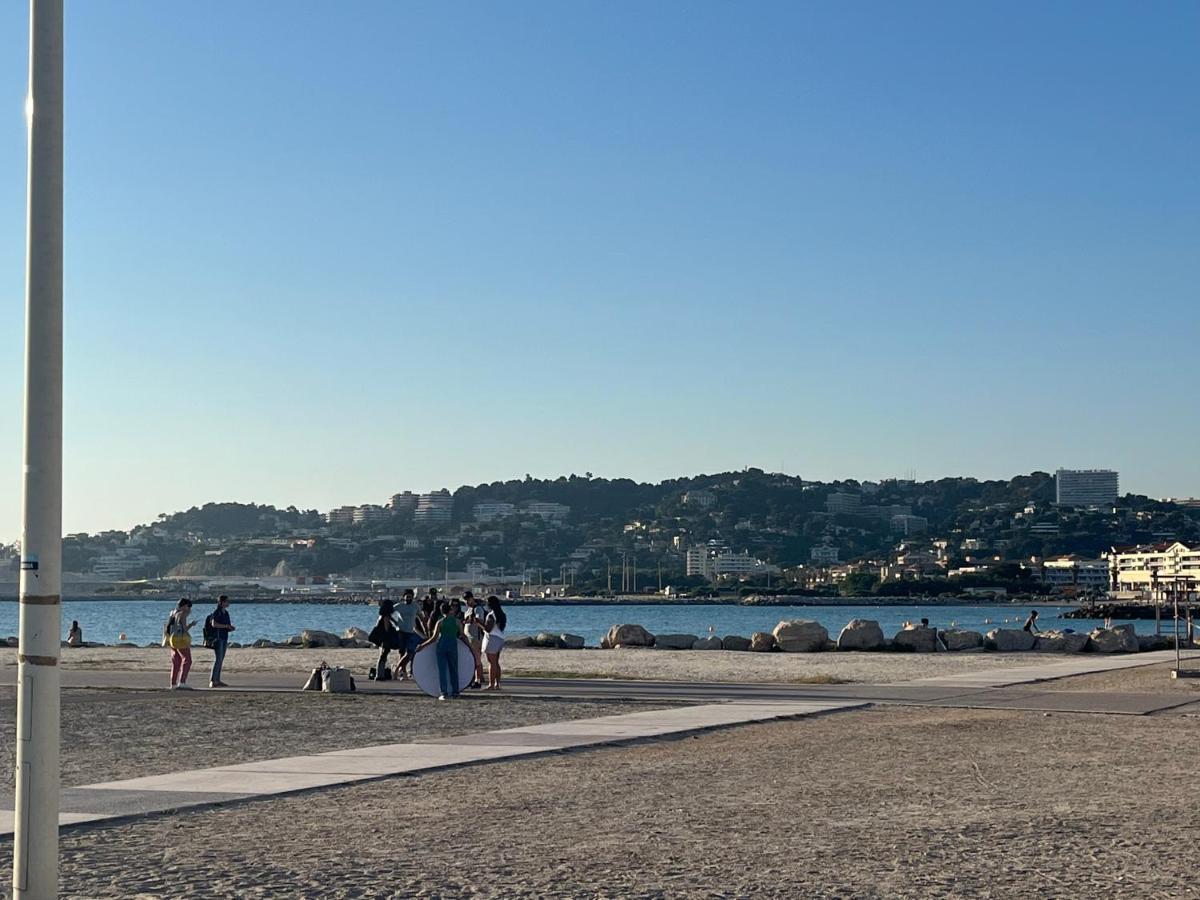 Sun Escape, Appart Renove Climatise 3 Pieces 4-6 Pers, 350M De La Plage Marselha Exterior foto